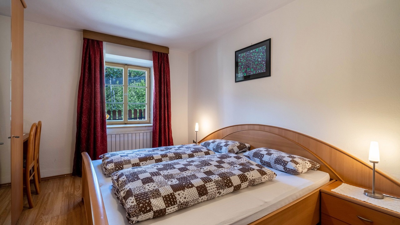 Photo of Bedroom in Schenna