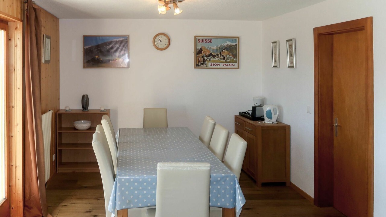 Photo of Bedroom in Vex