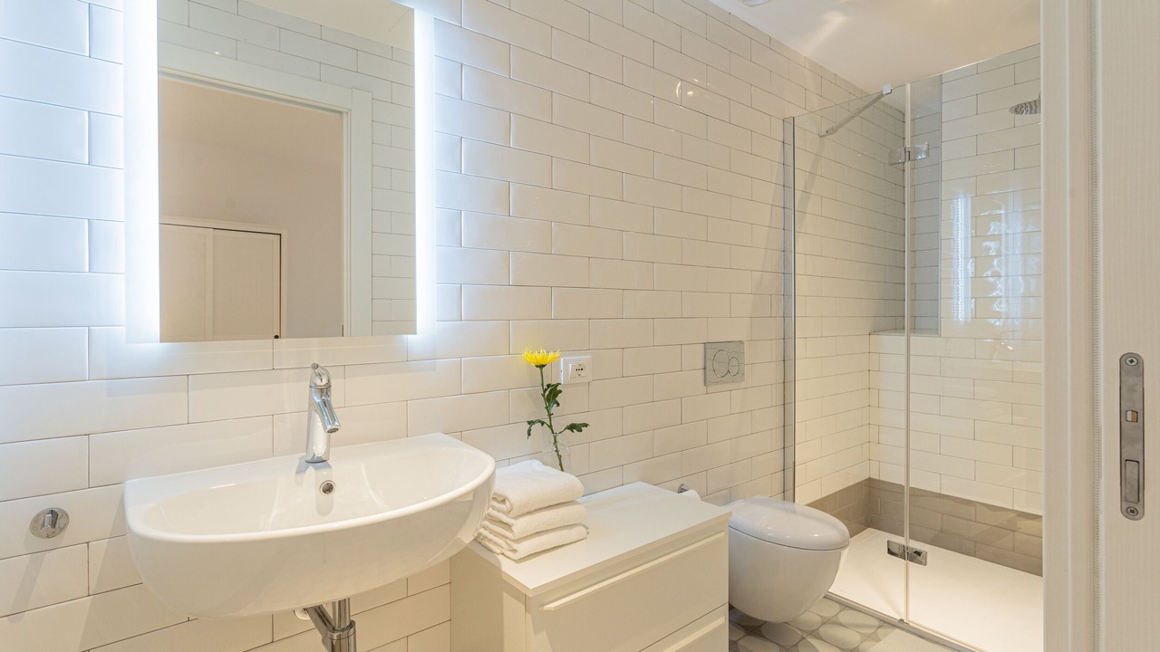 Photo of Bathroom in Carate Urio