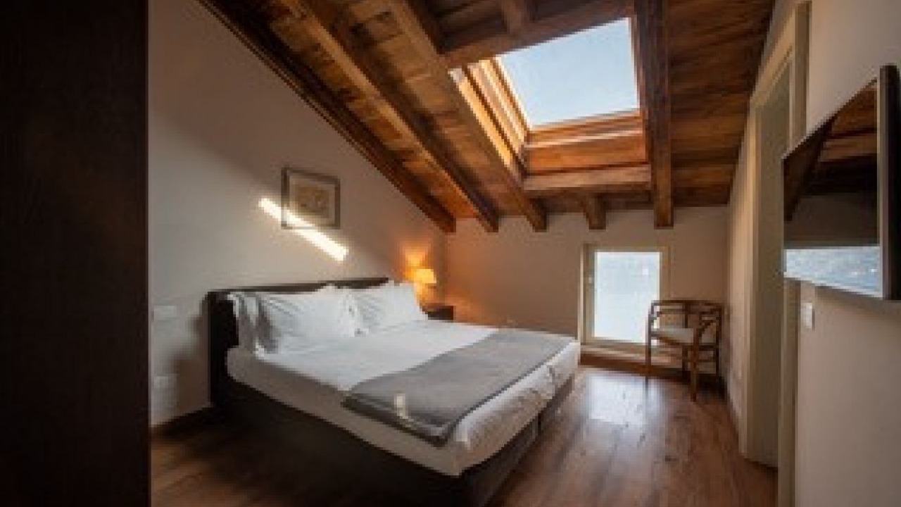 Photo of Bedroom in Cernobbio