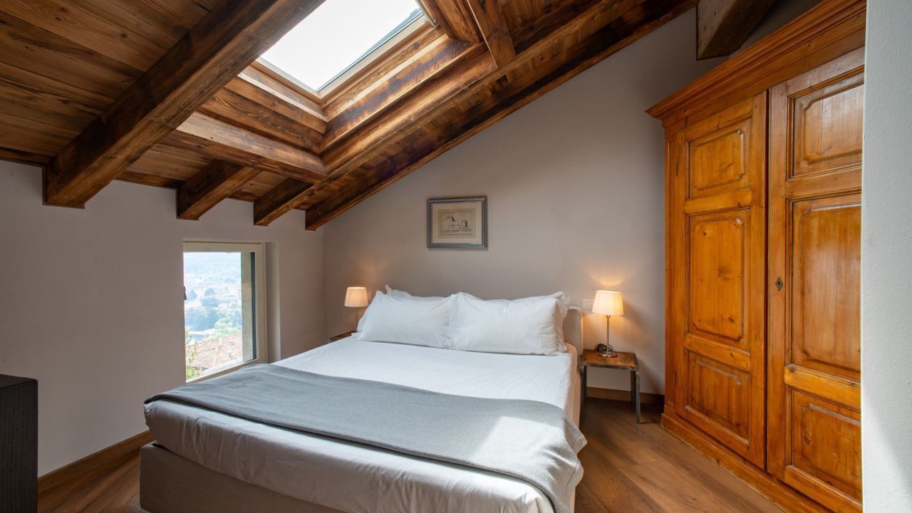 Photo of Bedroom in Cernobbio