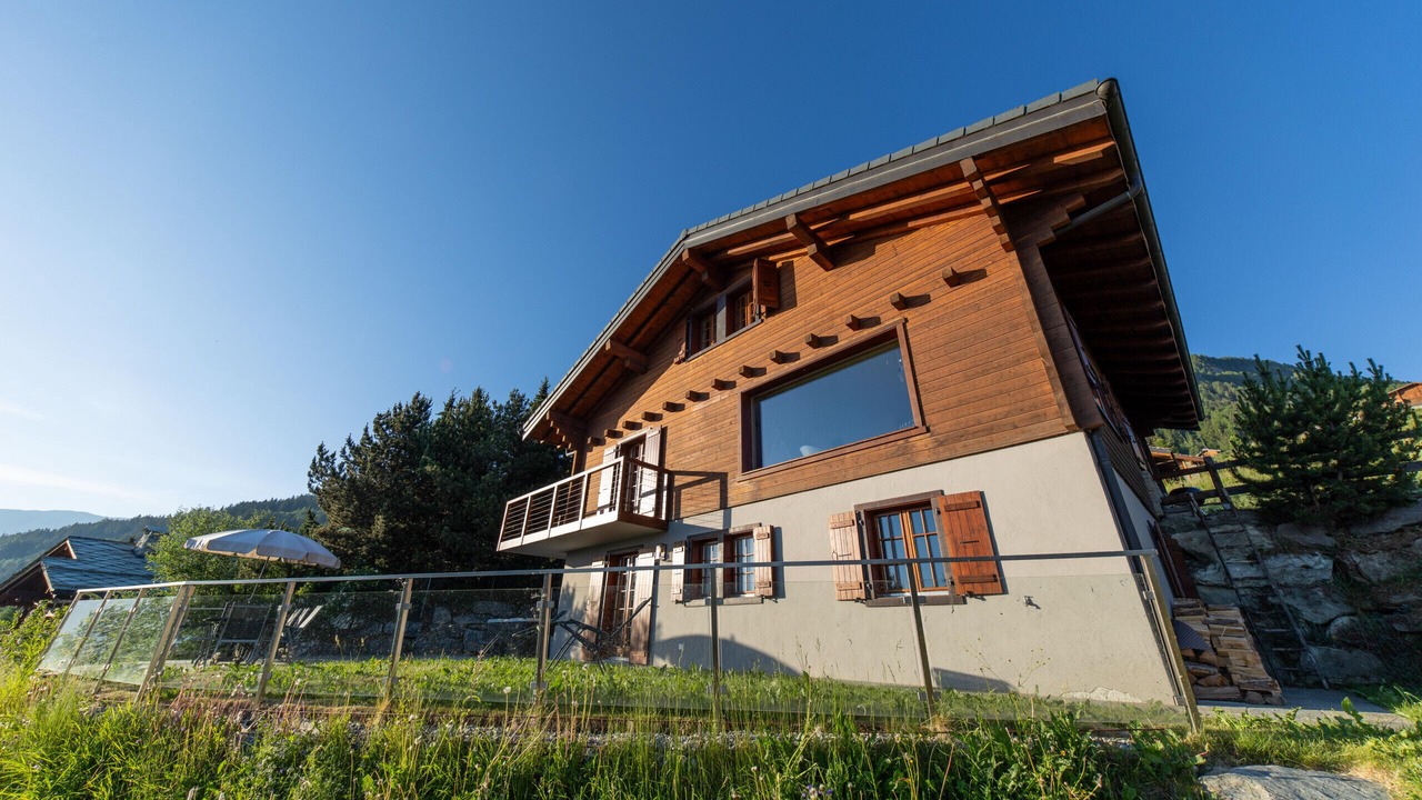 Photo of Outdoor in Saint-Pierre-de-Clages