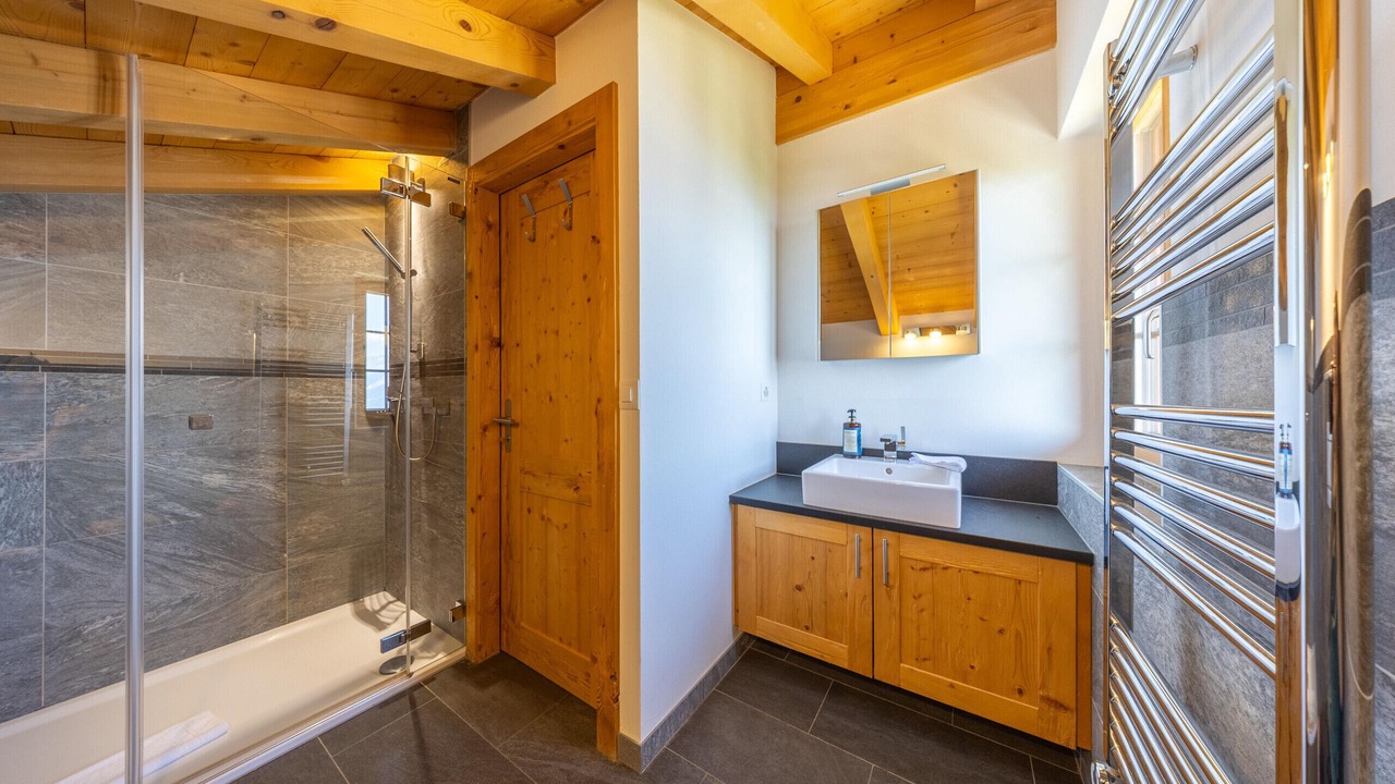 Photo of Bathroom in Saint-Pierre-de-Clages