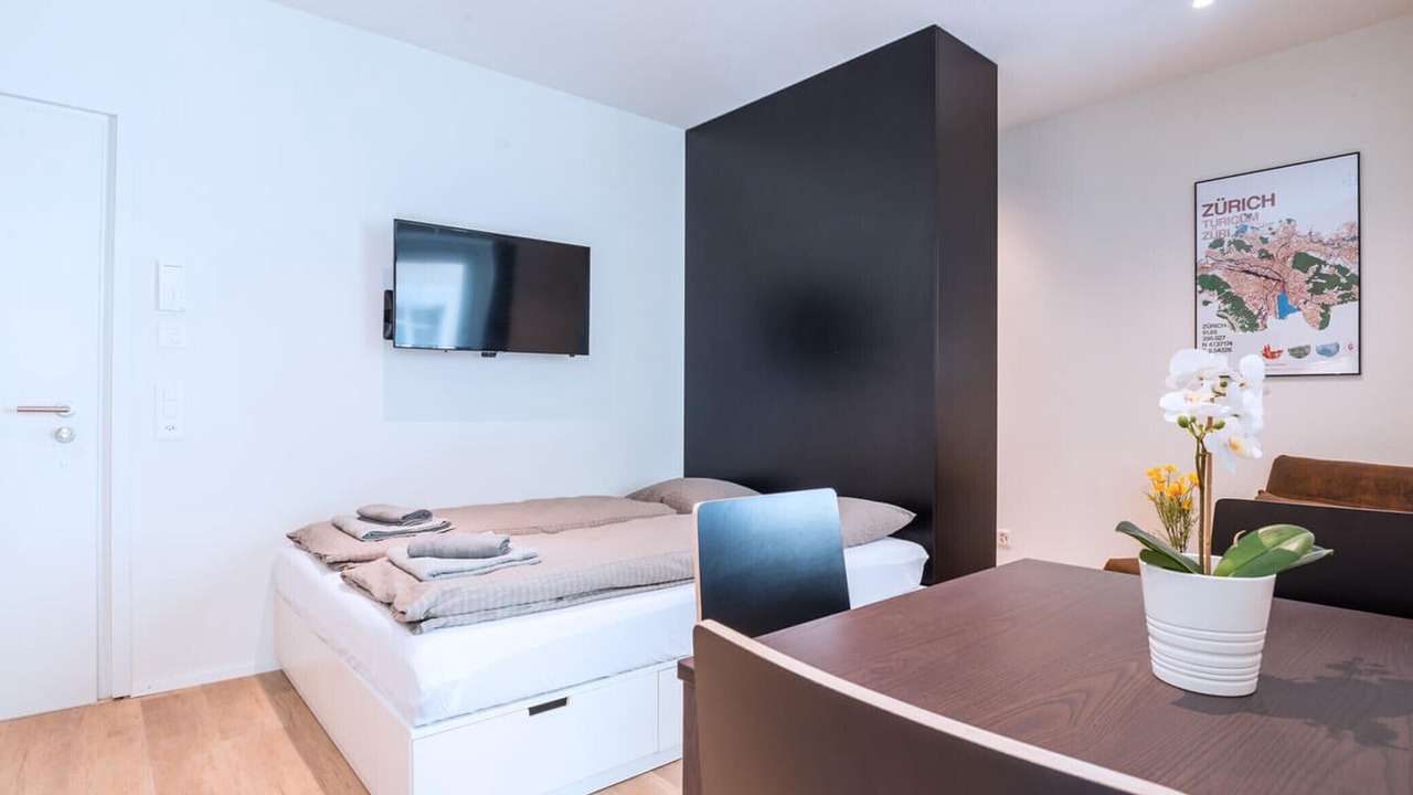 Photo of Bedroom in Center