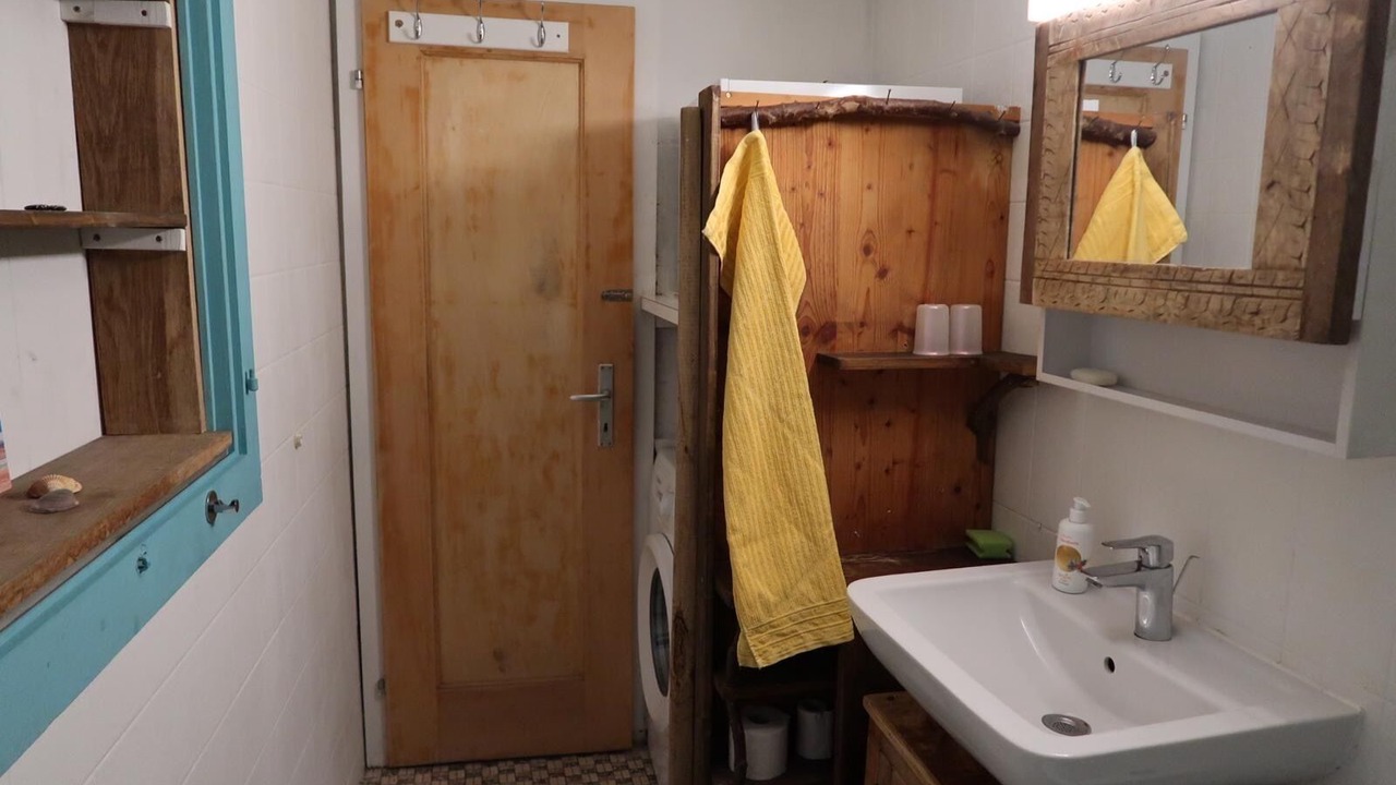 Photo of Bathroom in Darligen