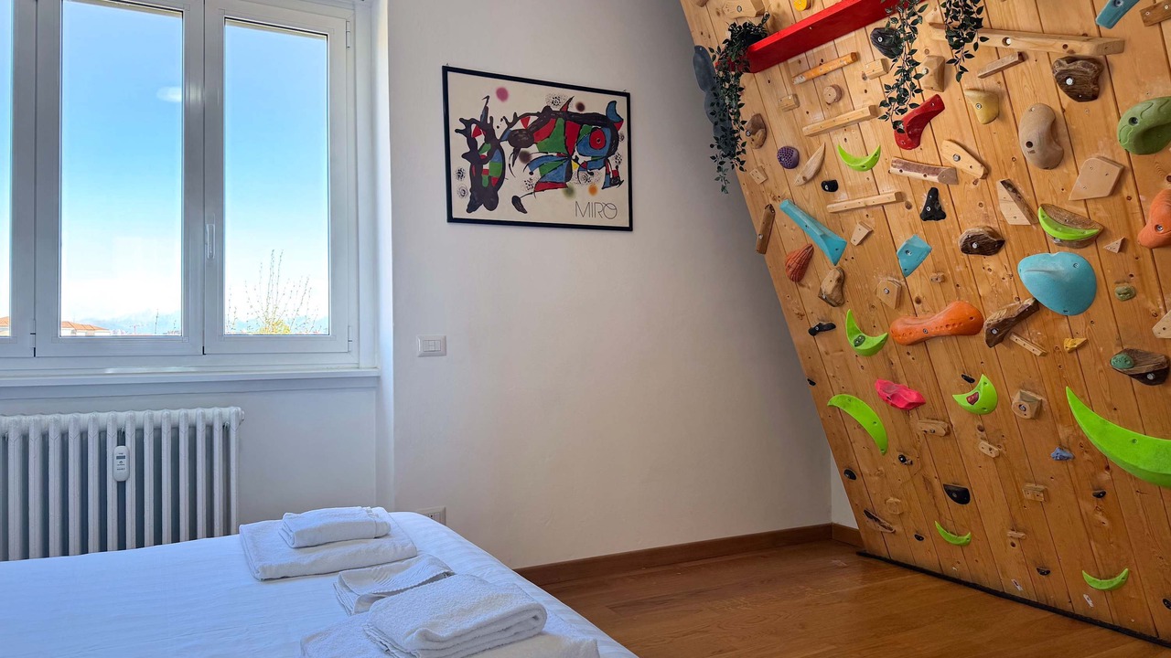 Photo of Bedroom in QT8