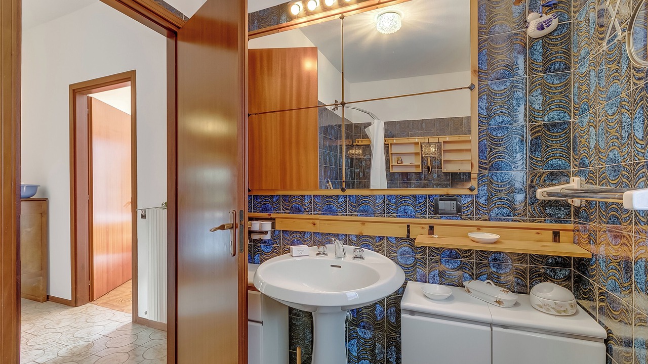 Photo of Bathroom in Reno
