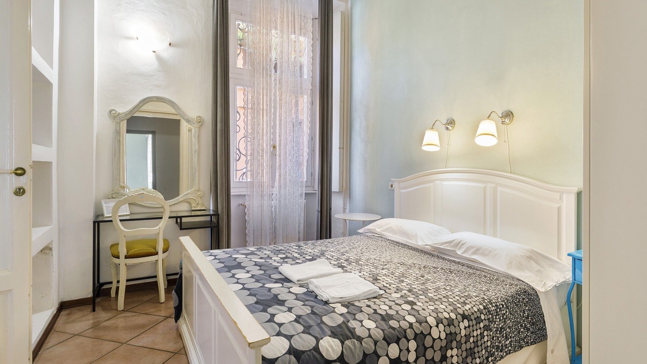 Photo of Bedroom in Como