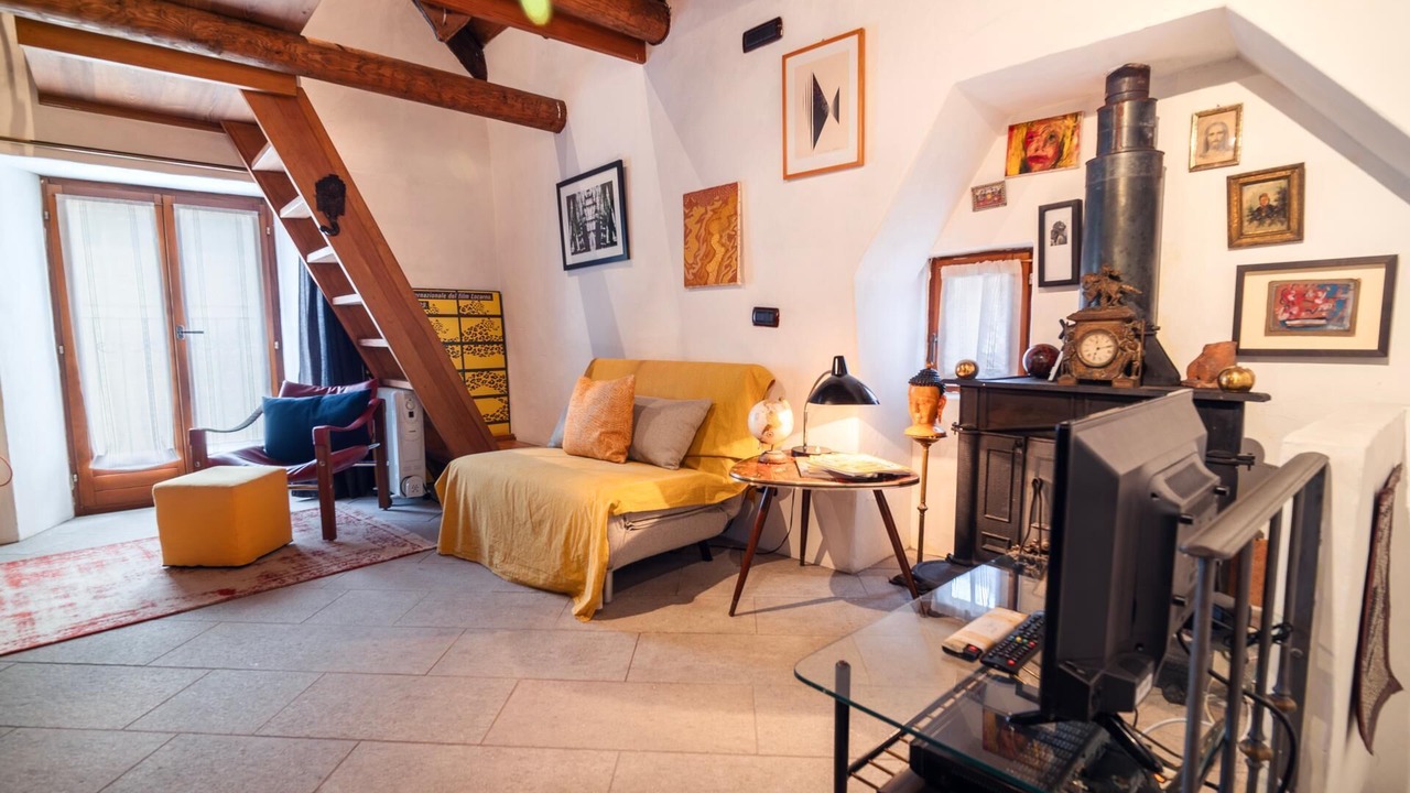 Photo of Livingroom in Intragna