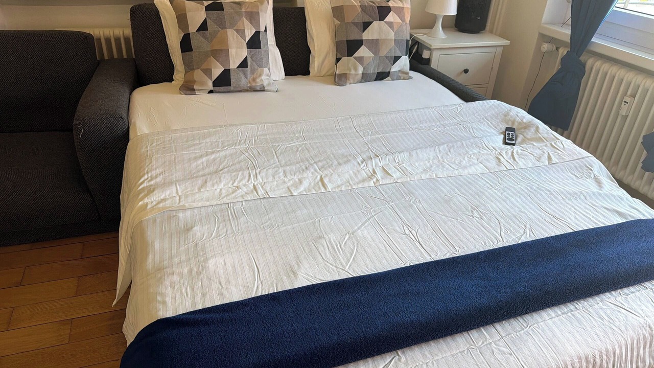 Photo of Bedroom in Center