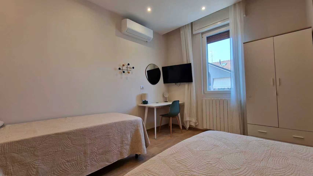 Photo of Bedroom in Pero