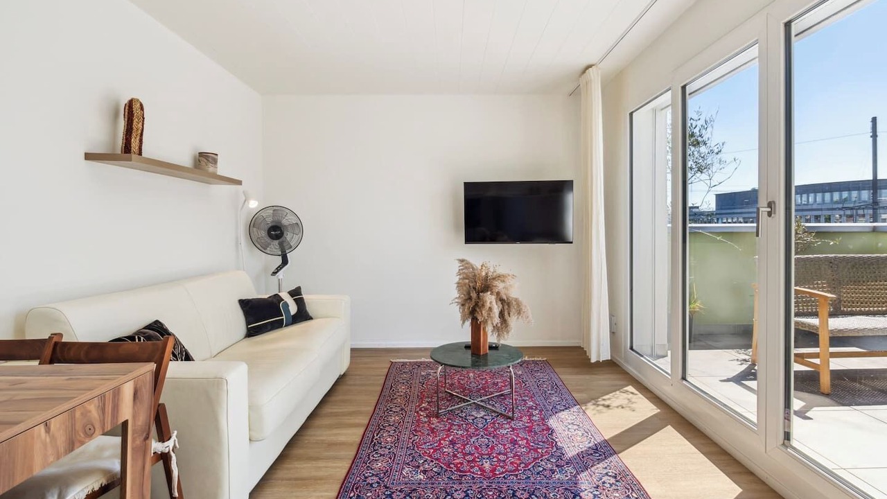 Photo of Livingroom in Oerlikon