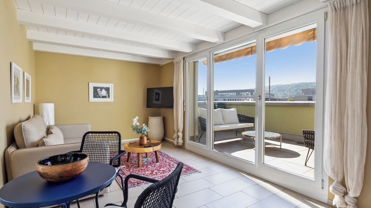 Photo of Livingroom in Oerlikon