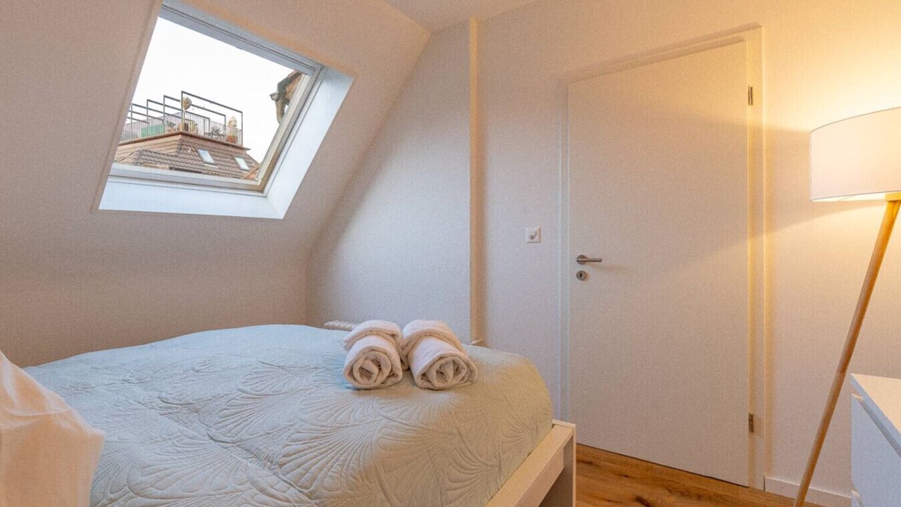Photo of Bedroom in District 6