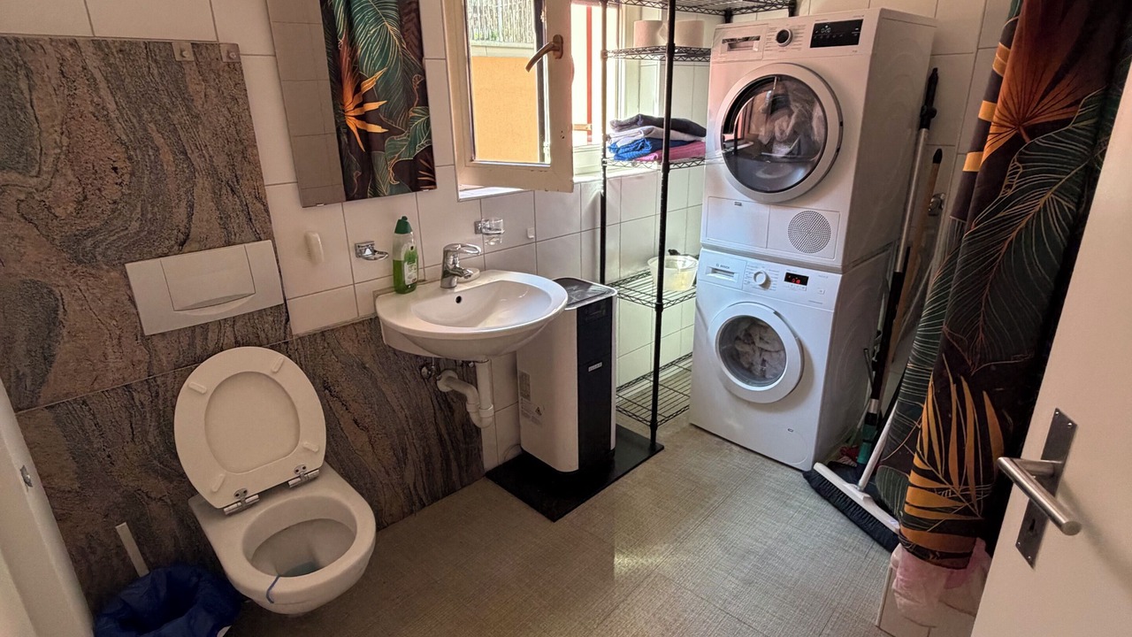 Photo of Bathroom in Langstrasse