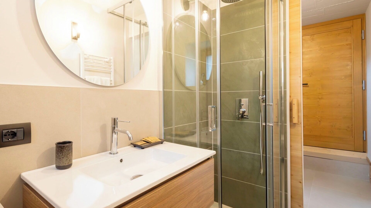 Photo of Bathroom in Civo