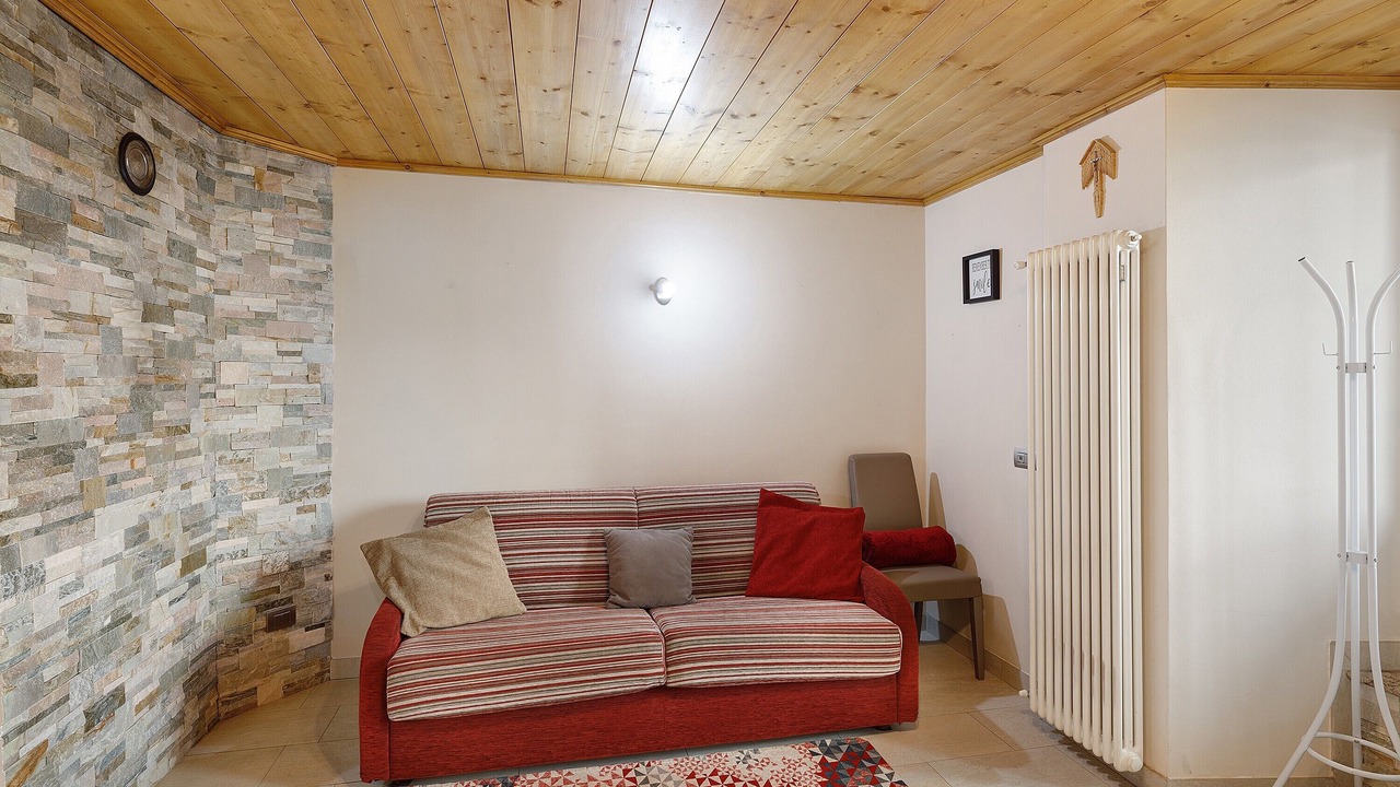 Photo of Livingroom in Trepalle