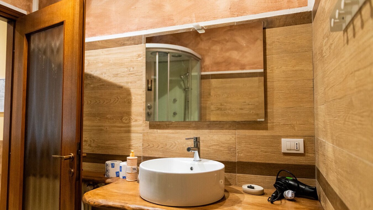 Photo of Bathroom in Senna Comasco