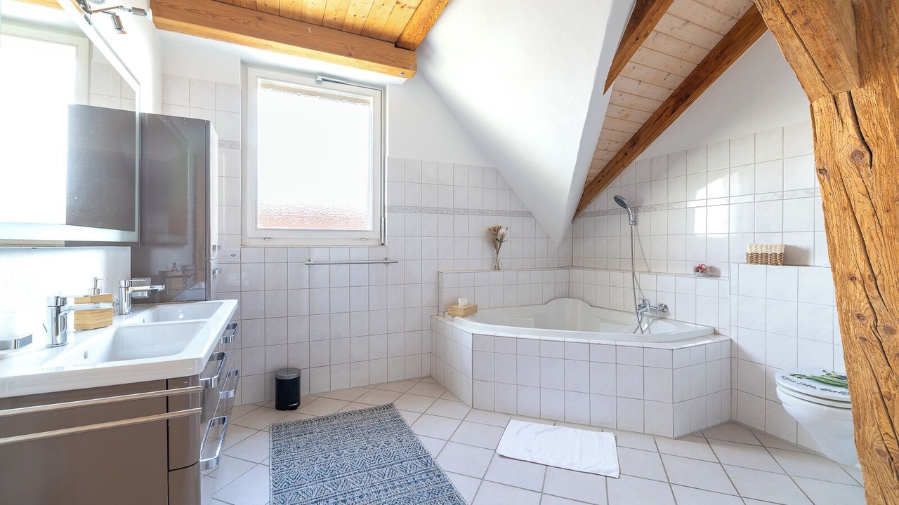 Photo of Bathroom in Kerzers