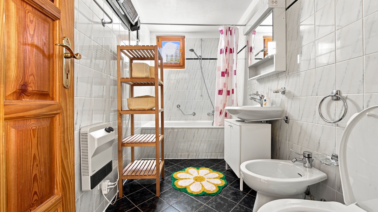 Photo of Bathroom in Dalpe