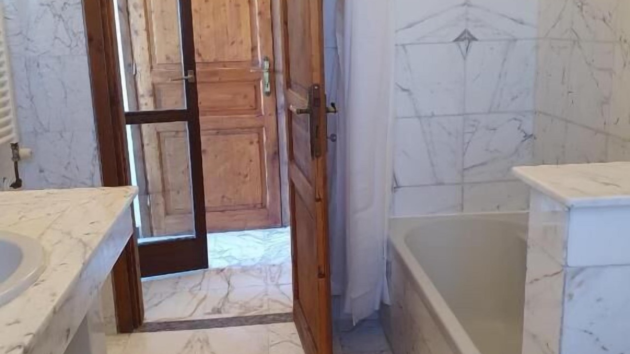 Photo of Bathroom in Sairano