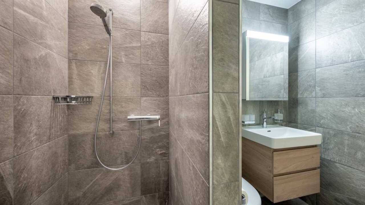 Photo of Bathroom in Gadmen