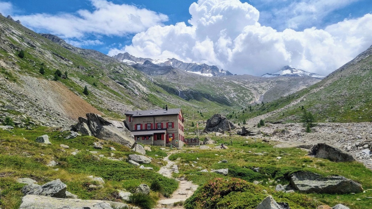 Photo of Others in Saas Almagell