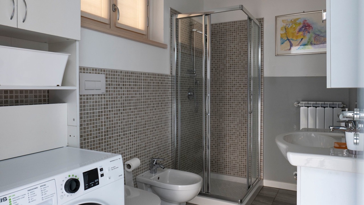 Photo of Bathroom in Plassi