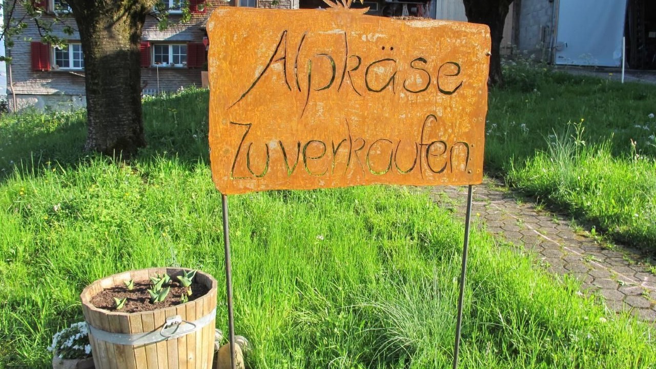 Photo of Outdoor in Grabs