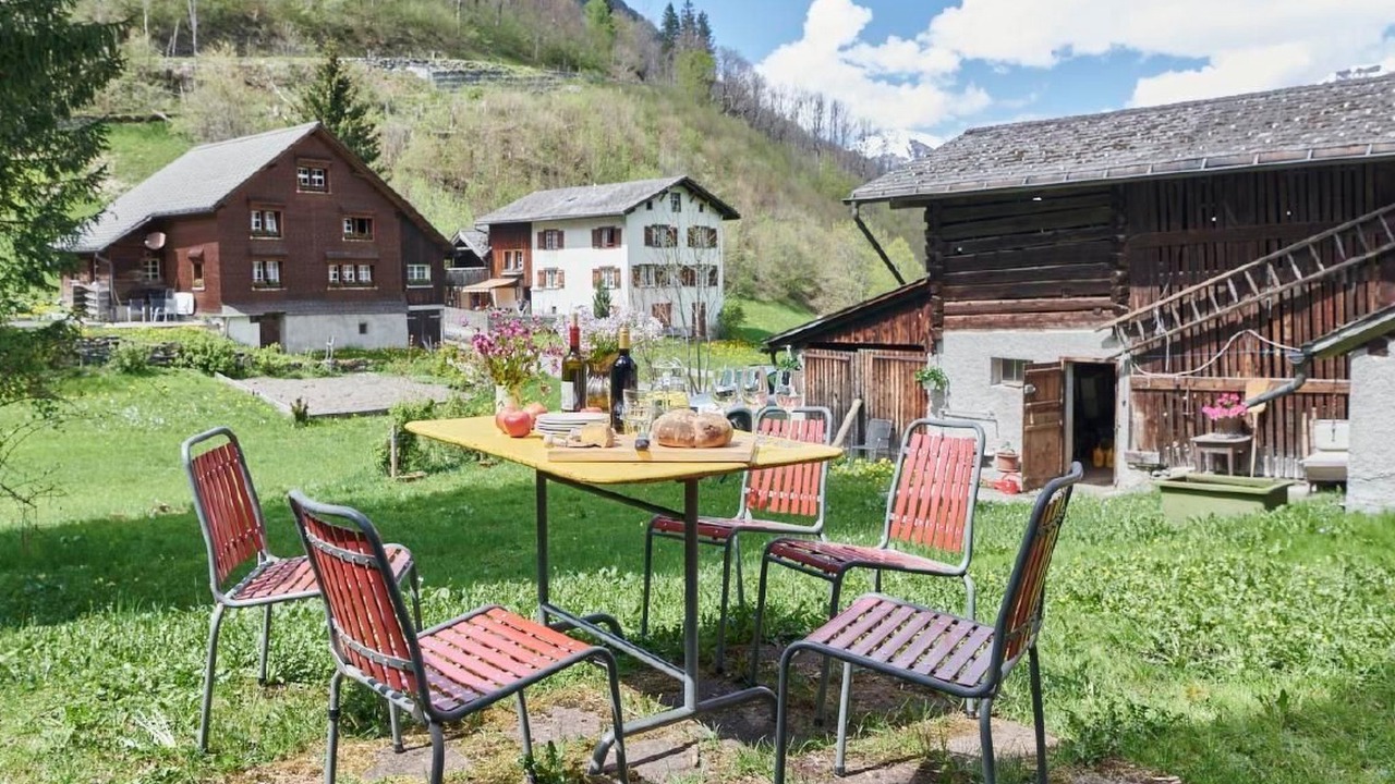 Photo of Outdoor in Elm
