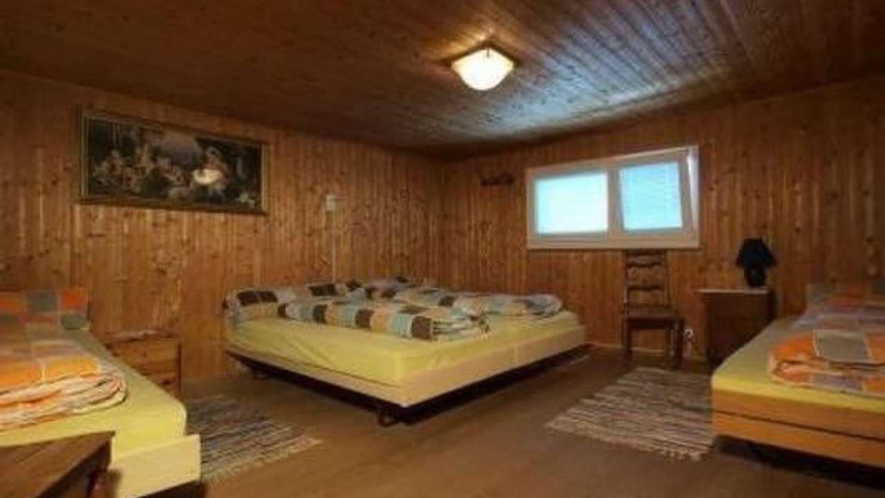 Photo of Bedroom in Engi