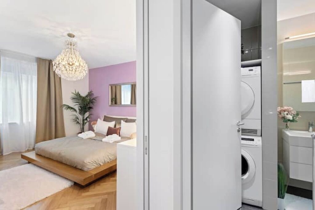 Photo of Bedroom in Center