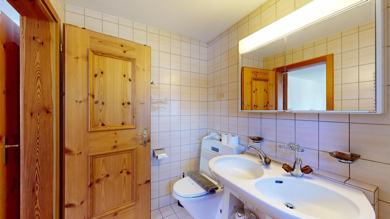 Photo of Bathroom in Bever