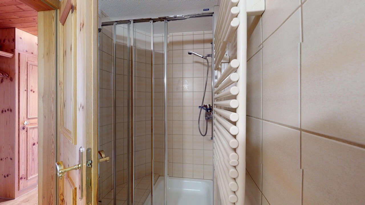Photo of Bathroom in Bever