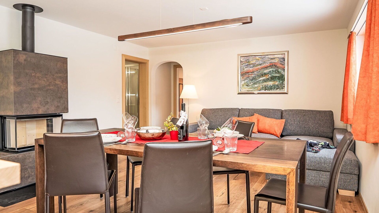 Photo of Bedroom in Samedan
