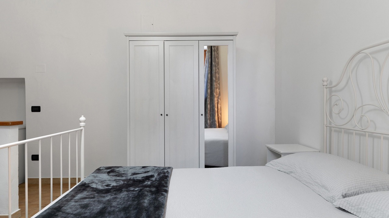 Photo of Bedroom in Almazzago