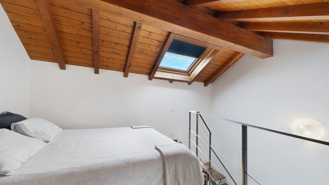 Photo of Bedroom in Angera