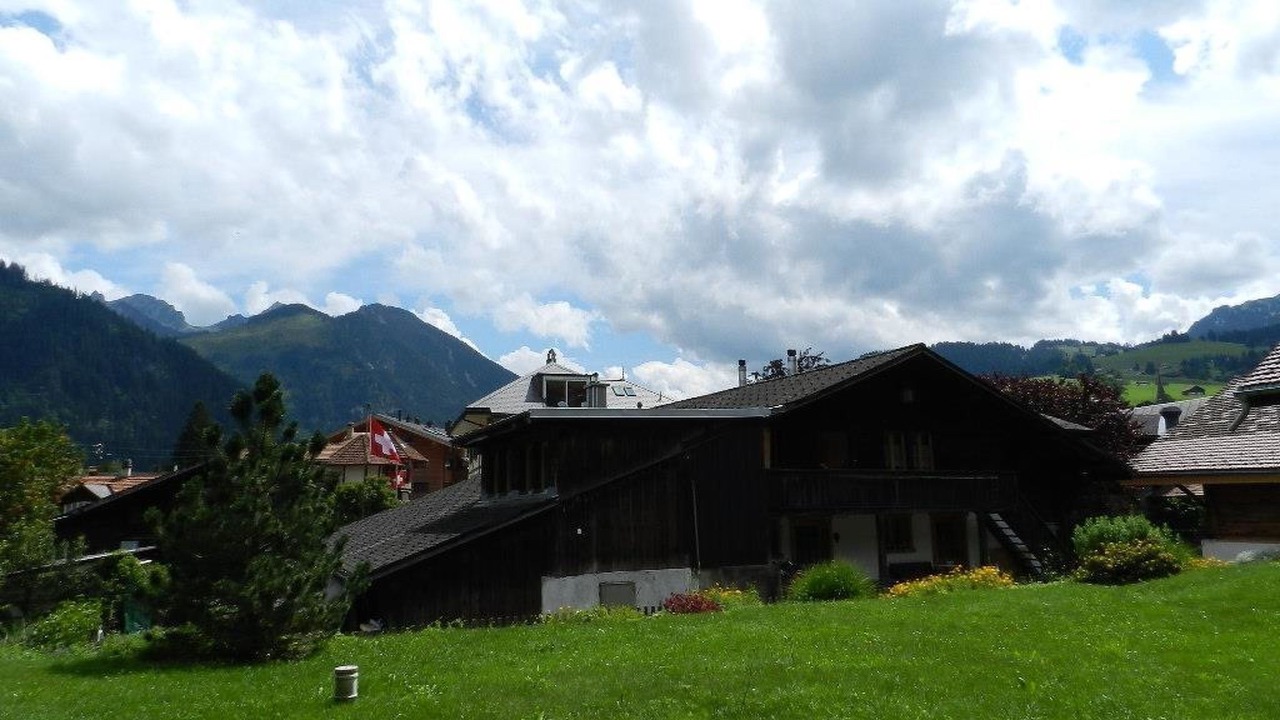 Photo of Others in Zweisimmen