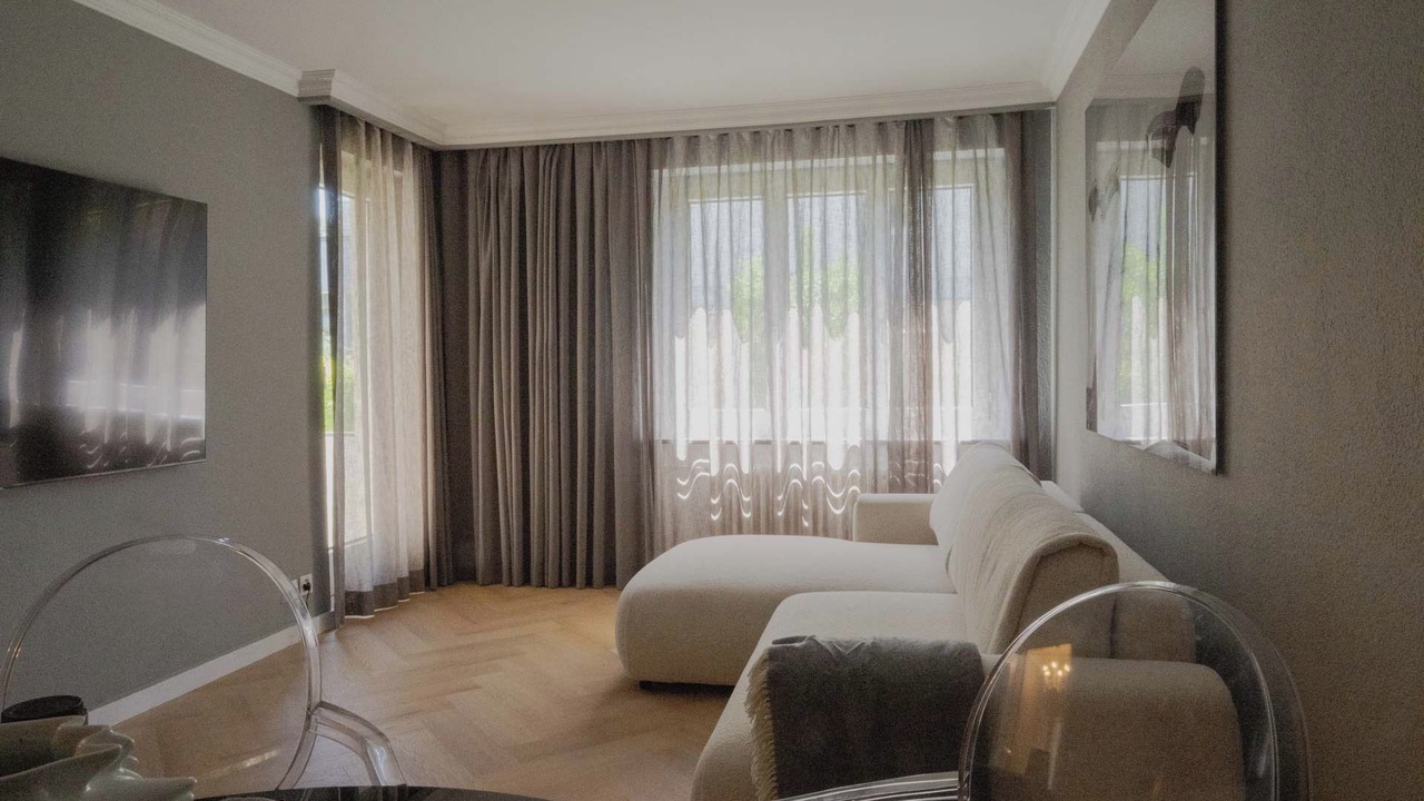 Photo of Livingroom in Hirslanden