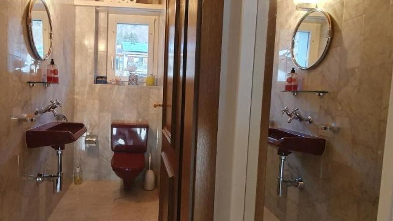 Photo of Bathroom in Jenins