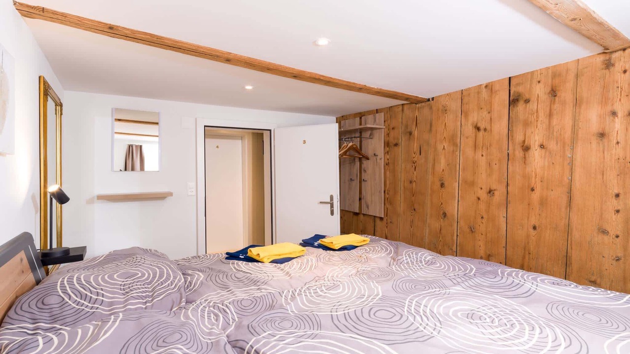 Photo of Bedroom in Naefels