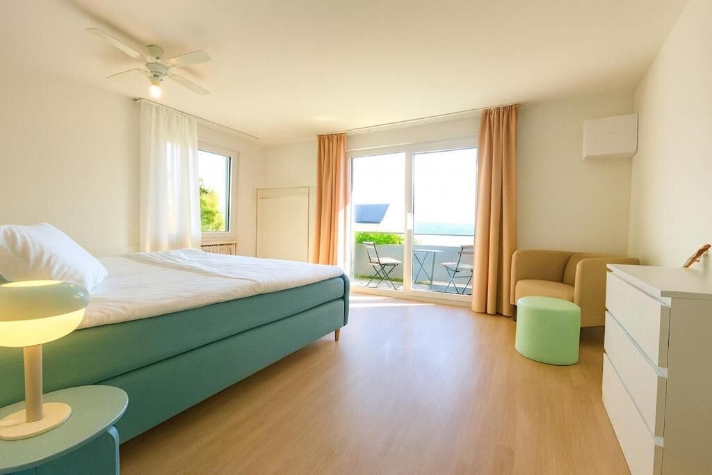 Photo of Bedroom in Horgen District