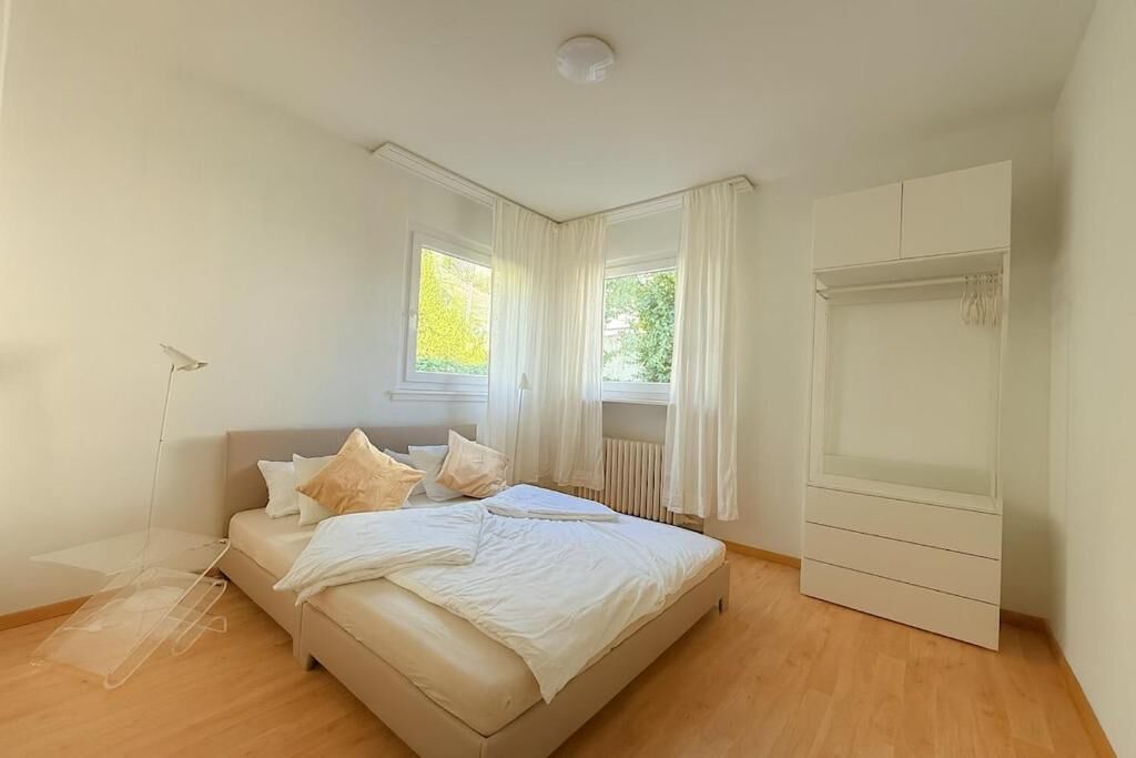 Photo of Bedroom in Horgen District