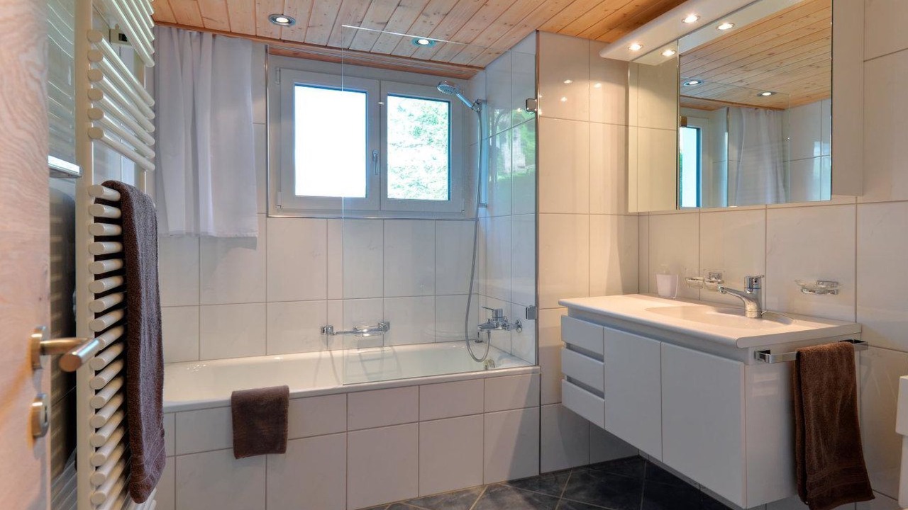 Photo of Bathroom in Arosa