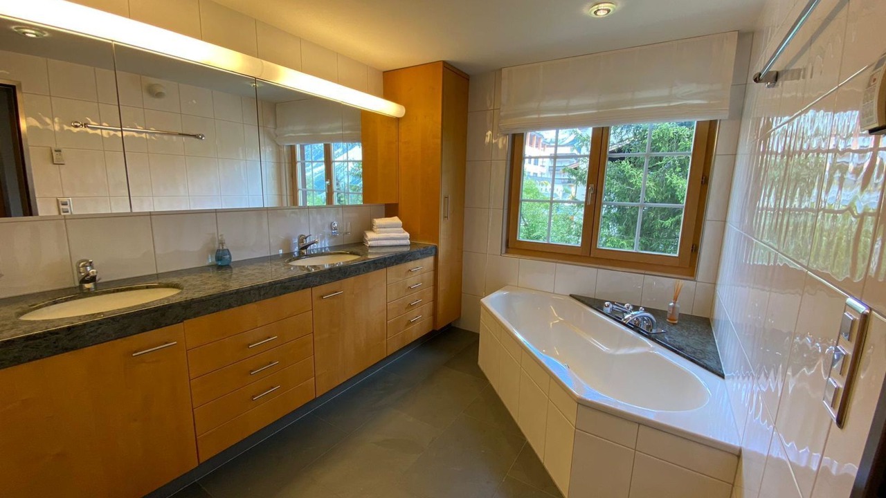 Photo of Bathroom in Arosa