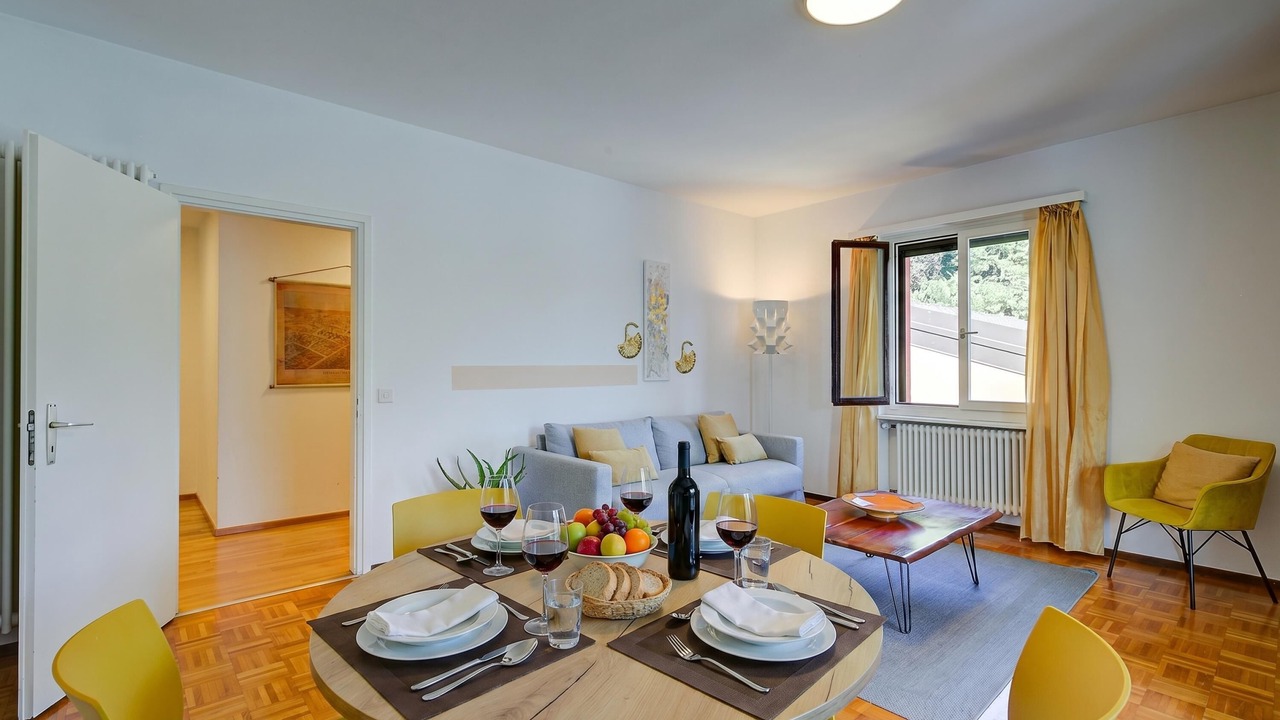 Photo of Bedroom in Melide