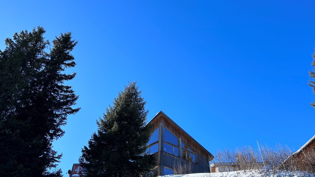 Photo of Outdoor in Valens