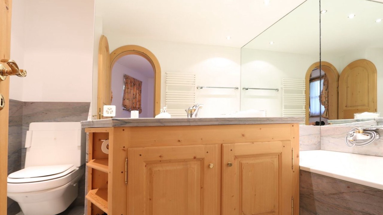 Photo of Bathroom in Champfer