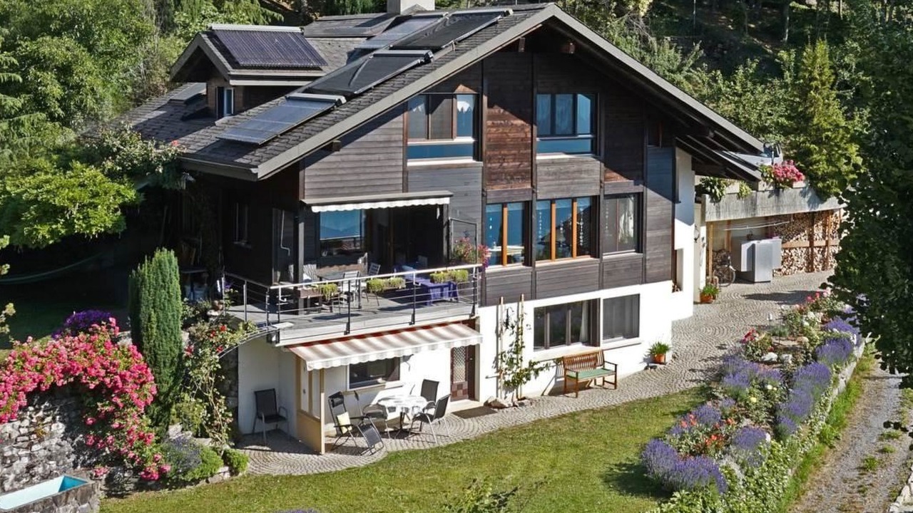 Photo of Bedroom in Niederried bei Interlaken