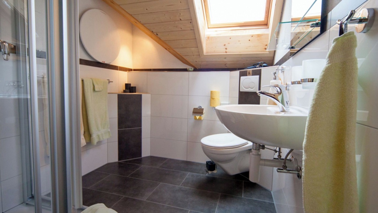 Photo of Bathroom in Gross